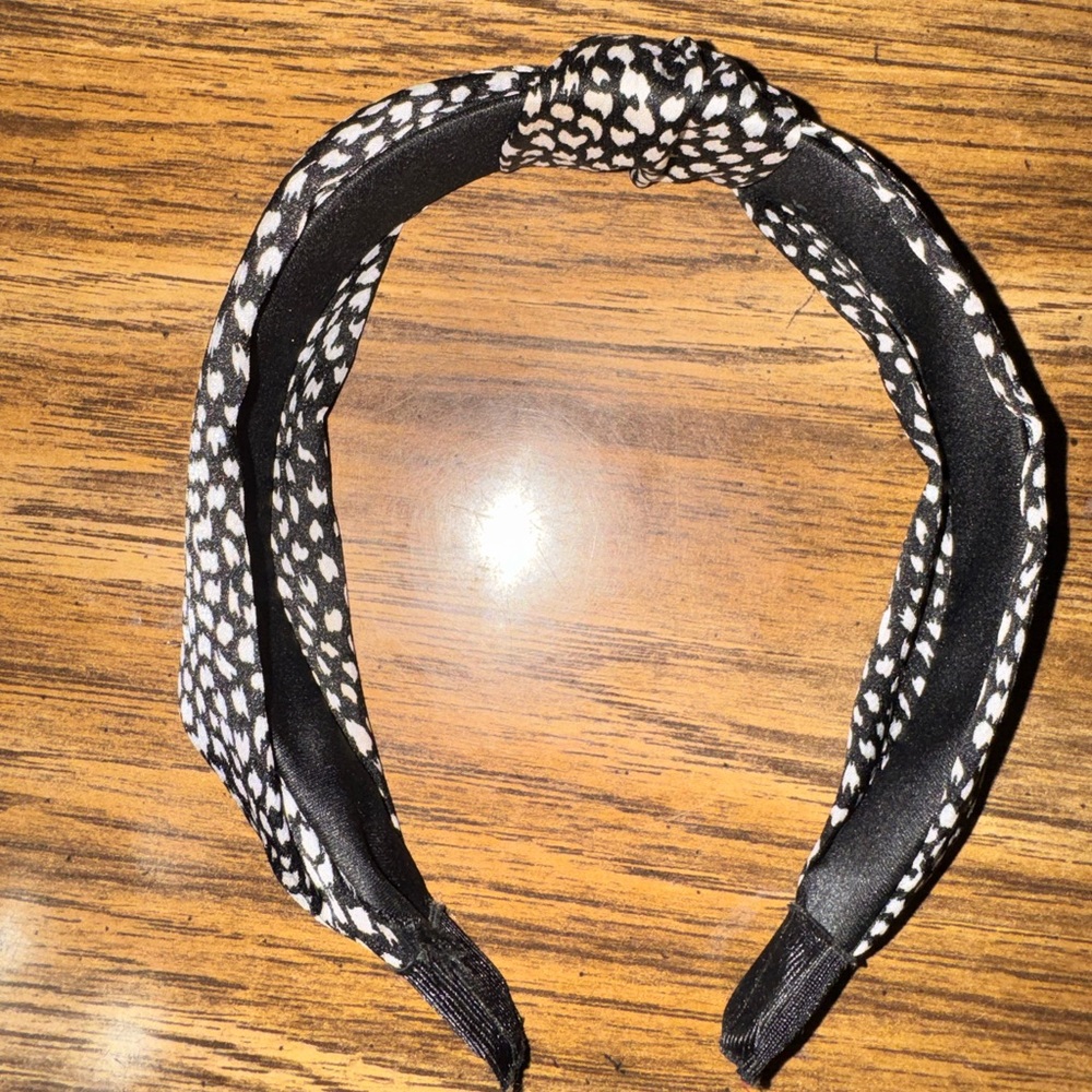 Stylish Black and White Headband